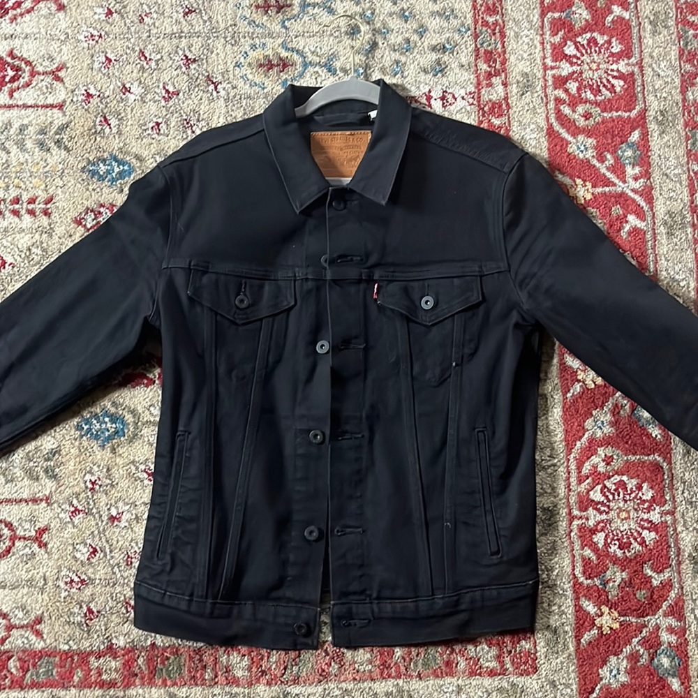 Mens Levi’s light black denim jacket